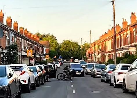 “Many roads weren’t built for cars”: Liability expert slams “empty-headed” anti-cycling hypocrisy after driver with “observational skills of a garden gnome” doors cyclist… but motorists fixate on ‘illegal e-bike’; New Pidcock plans + more on the live blog