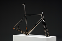 Seka Afield Frame
