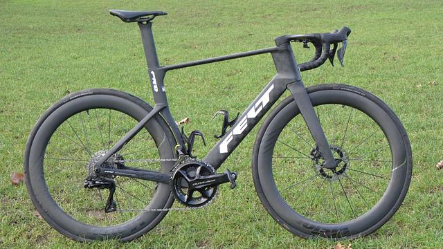 Felt returns with an all-new aero bike: Good on paper, but a let-down in the real world