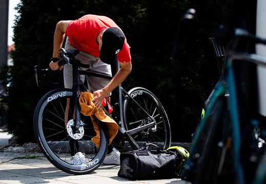 Elitewheels Wants to Change The Way We Think About Carbon Wheels