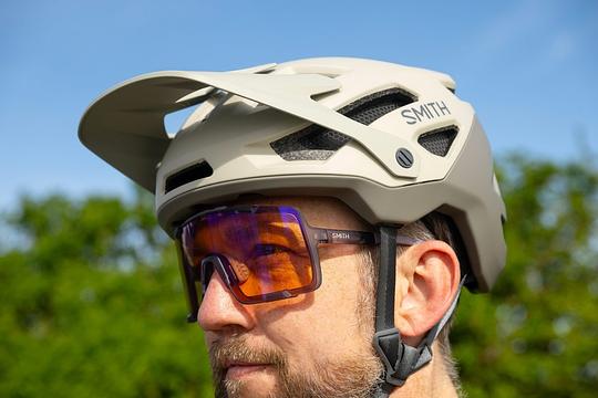 Smith Optics Syncline glasses review: superb sunnies, but there are budget options that are almost as good | BikeRadar