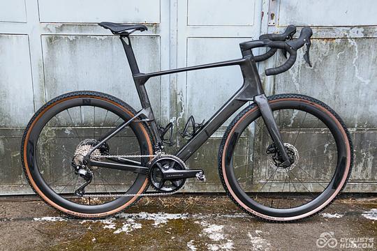Lightcarbon LCR18D Review: A True All-Rounder - Cyclists Hub