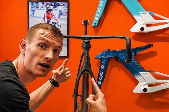 Is this a road frame with the narrowest head tube? Meet Elilee Suanni!