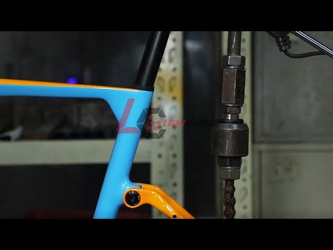 Demonstration of LightCarbon Gravel Frame LCG074-D Micro Suspension Effect